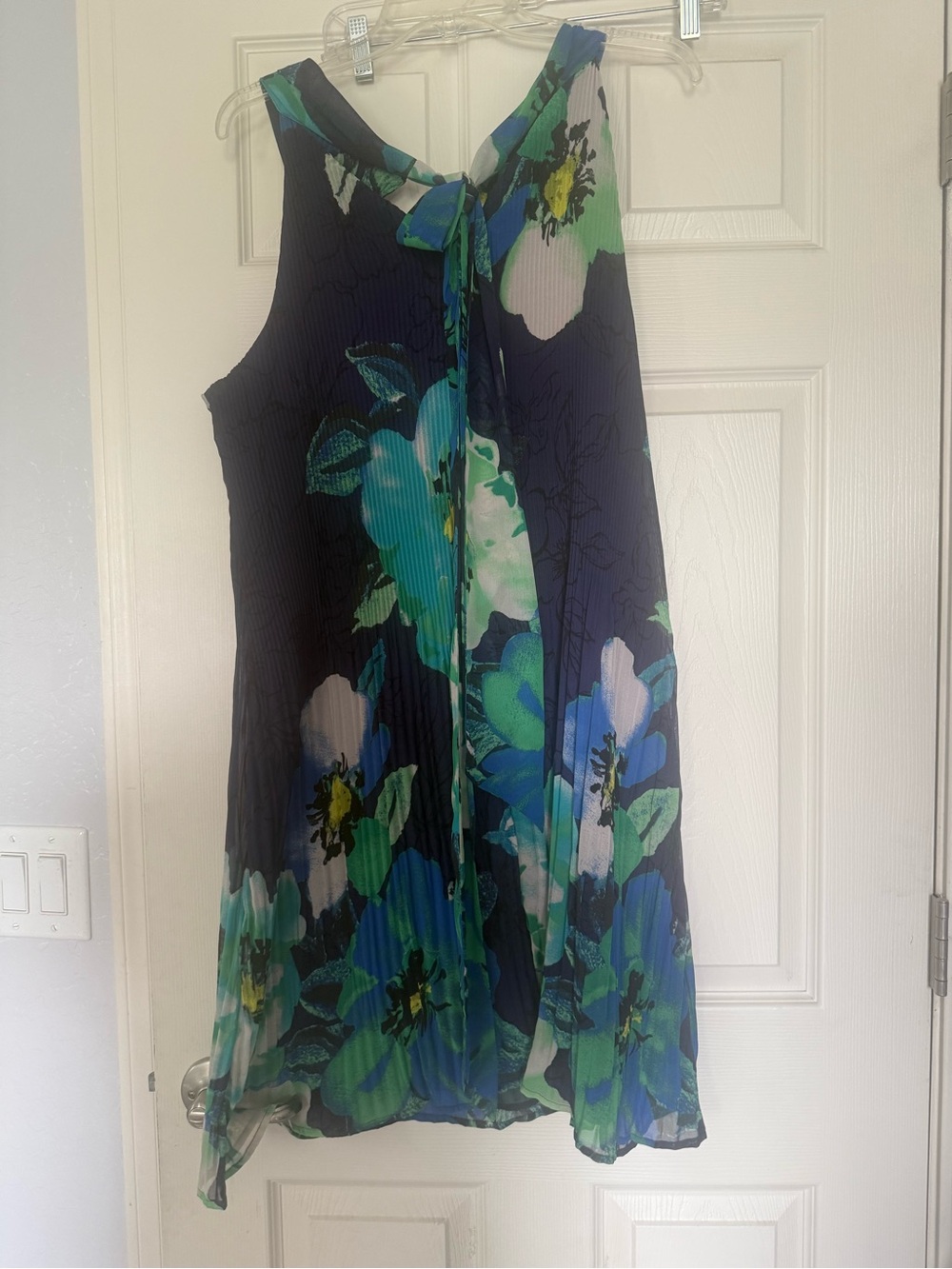 Jessica Howard Navy Floral Midi Dress with Teal and Green Accents - Picture 4 of 5